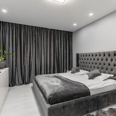 Apartment Rubchaka Λβιβ Εξωτερικό φωτογραφία
