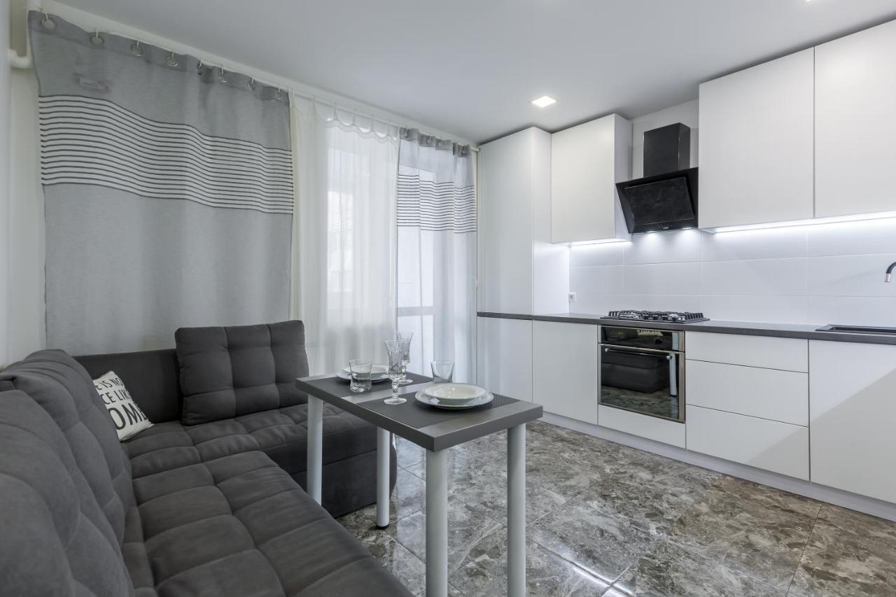 Apartment Rubchaka Λβιβ Εξωτερικό φωτογραφία